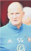  ??  ?? Simon Grayson