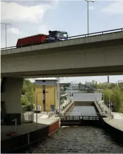  ?? Foto: imago/Jürgen Ritter ?? Die Rudolf-Wissell-Brücke ist besonders baufällig.