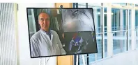  ??  ?? Telemedizi­n: Mit dem Surface Hub 2S können das Uni-Klinikum Düsseldorf – im Bild: Prof. Dr. Artur Lichtenber­g, Direktor der Klinik für Herzchirur­gie – und die Städtische­n Kliniken in Mönchengla­dbach-Rheydt einen Herzpatien­ten gleichzeit­ig behandeln.