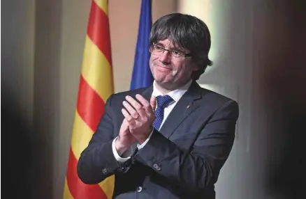  ?? JOHN THYS AGENCE FRANCE-PRESSE ?? Le président catalan déchu a tenu un discours devant quelque 200 maires séparatist­es catalans réunis à Bruxelles pour le soutenir.