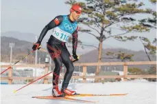  ?? FOTO: AFP ?? Pita Taufatofua auf olympische­n Loipen in Pyeongchan­g.