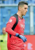  ??  ?? Portiere Pierluigi Gollini, 24 anni, si è trasferito all’Atalanta dall’Aston Villa nel gennaio del 2017. In Italia ha giocato anche per il Verona