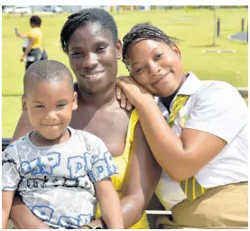  ?? ?? Otisa Wilmoth (right) and her son Adrian enjoy a moment with mom Vanisha Brooks