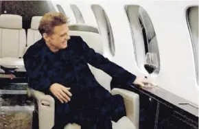  ?? CAPTURA INSTAGRAM ?? Luis Miguel se traslada en un jet privado durante su gira, un Bombardier BD- 700 Global 7500.