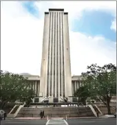  ?? The Tampa Bay Times/tns ?? The Florida Capitol in Tallahasse­e, Fla. The once-influentia­l NRA is said to be losing its hold on lawmakers in the state.