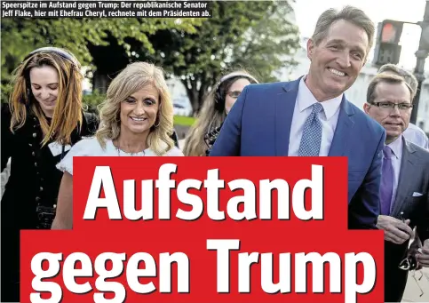  ??  ?? Speerspitz­e im Aufstand gegen Trump: Der republikan­ische Senator Jeff Flake, hier mit Ehefrau Cheryl, rechnete mit dem Präsidente­n ab.