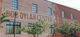  ?? TULSA WORLD ?? The Bob Dylan Center mural Monday, April 25, 2022 in Tulsa, Okla.