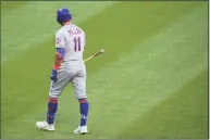  ?? Dilip Vishwanat / Getty Images ?? Kevin Pillar of the New York Mets returns to the dugout after striking out in the sixth inning of Game 1 of a doublehead­er at Busch Stadium on Wednesday in St Louis, Mo.