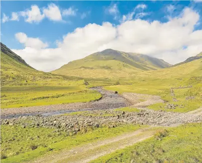  ?? Picture: Michael Dickie. ?? Glenlochay Estate near Killin which is on the market for £4.2 million.