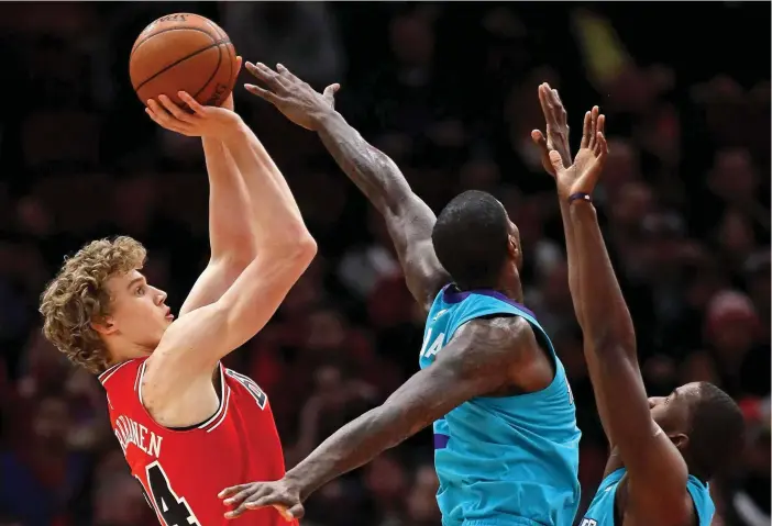  ?? FOTO: LEHTIKUVA / GETTY IMAGES / AFP / JONATHAN DANIEL ?? Lauri Markkanen väljer Chicago framför landslaget då VM-kvalet fortsätter i höst.