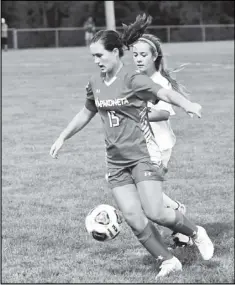  ?? Photo by John Zwez ?? Marisa Raney of Wapakoneta works to keep control of the ball during Tuesday’s game.