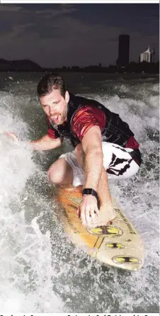  ??  ?? Berufung: Im Sommer genoss Pachner das Surf-Training auf der Donau