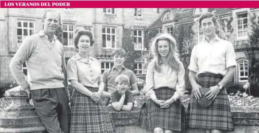  ?? // ABC ?? La Familia Real británica, durante unas vacaciones en Balmoral