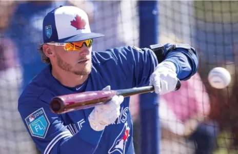  ?? FRANK GUNN/THE CANADIAN PRESS ?? Blue Jays slugger Josh Donaldson, a season away from free agency, has been watching as teams balk at long-term deals.