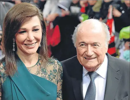  ?? FOTO: EFE ?? La familia, lo primero
Joseph Blatter estuvo muy cerca de la muerte y aprovechó esa circunstan­cia para reprograma­r su vida