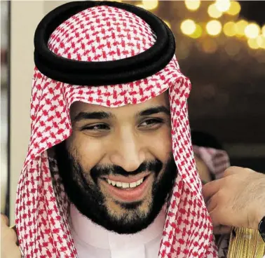  ?? BILD: SN/AP ?? Erst 32 Jahre alt ist Mohammed bin Salman – und offenbar schon jetzt die mächtigste Figur in Saudi-Arabien. Der künftige König will den erzkonserv­ativen Erdölstaat umkrempeln.