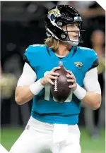  ?? FOTO: AFP ?? El pasador Trevor Lawrence ha visto actividad en la pretempora­da.