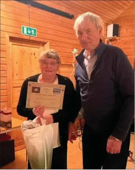  ?? FOTO: BENTE ROGNLI ?? Liv og Torstein Kaspersen fikk heder på festen.