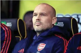  ?? FOTO: AP/NTB SCANPIX ?? POENG: Arsenal-manager Freddie Ljungberg fikk med seg ett poeng i debuten.