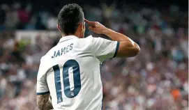  ?? FOTO ?? James Rodríguez recibió una ovación en su partido contra el Sevilla de parte de la afición en el Santiago Bernabéu.