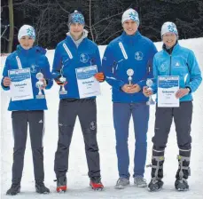  ?? FOTO: PRIVAT ?? SSV-Skilanglau­fcup-Gesamtsieg­er Philipp Moosmayer (U14), Moritz Moosmayer (U15), Erich Gozebina (U18) und Annette Ammann (Damen) von der TSG Leutkirch.