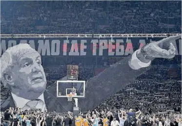  ?? // EFE ?? Espectacul­ar mosaico dedicado al laureado y veterano Zeljko Obradovic