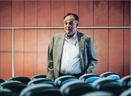  ?? EMILIO NARANJO / EFE ?? Javier Tebas, ayer, en la sala Luis Aragonés, donde se efectuó el sorteo del calendario de la Liga