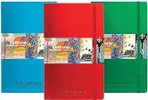  ??  ?? Colorata
L’Agendina de «la Lettura» è disponibil­e in tre colori: rosso, verde e azzurro. La fascetta ripropone alcune copertine del supplement­o realizzate da grandi artisti