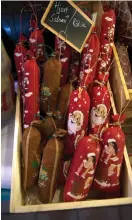  ?? Bild: LINA SALOMONSSO­N/ARKIV ?? VISAR VÄGEN TILL JUL. Just nu pågår en av Sveriges största julmässor, Wapnö julmässa.
