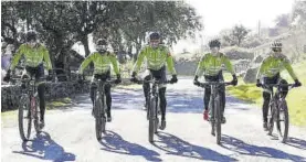  ?? CEDIDA ?? Quinteto de ciclistas del Extremadur­a-Ecopilas que competirán en Jerez.