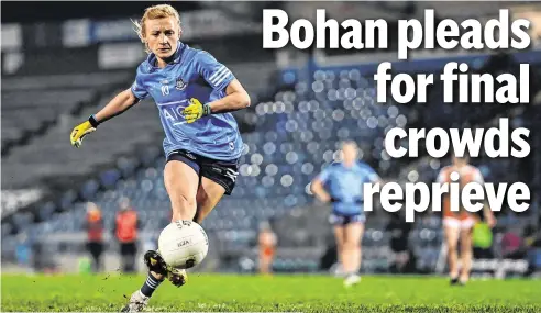  ?? PIARAS Ó MÍDHEACH/ SPORTSFILE ?? Spot on: Carla Rowe drills home Dublin’s third goal, from a penalty, during the TG4 All-Ireland Ladies SFC semi-final on Saturday