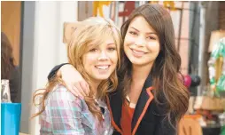  ?? LISA ROSE/NICKELODEO­N ?? Jennette McCurdy, left, with her“iCarly”co-star Miranda Cosgrove in 2012.