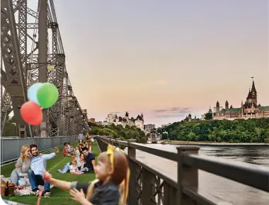  ??  ?? 150TH ANNIVERSAR­Y CELEBRATIO­NS, PICNIC ON THE BRIDGE, OTTAWA • DESTINATIO­N CANADA