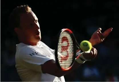  ?? Foto: Lehtikuva/adrian denniS ?? Henri Kontinen siktar på en bra avslutning på året tillsamman­s med partnern John Peers.