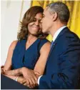  ??  ?? Ein Bild aus Präsidents­chaftstage­n: Barack und Michelle Obama. Foto: imago