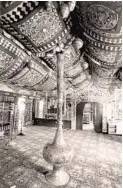  ?? SUN SENTINEL FILE PHOTO ?? The exotic decor of the Kapok Tree added to its charm and popularity.
TOP: In the 1970s and 1980s, the Kapok Tree in western Davie was THE place for weddings, bar mitzvahs and banquets. The restaurant closed in 1988. (Taimy Alvarez/Staff file photo)