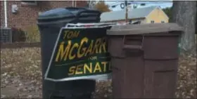  ?? PETE BANNAN - DIGITAL FIRST MEDIA ?? Republican campaign signs go out with the trash in Ridley Township on the day after dismal showing by the Delaware County GOP in local elections.