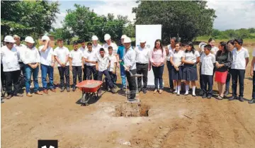  ??  ?? Ejecución. Se tiene previsto que el instituto de Jujutla esté finalizado en el segundo semestre del próximo año y comience sus funciones a partir de 2020.