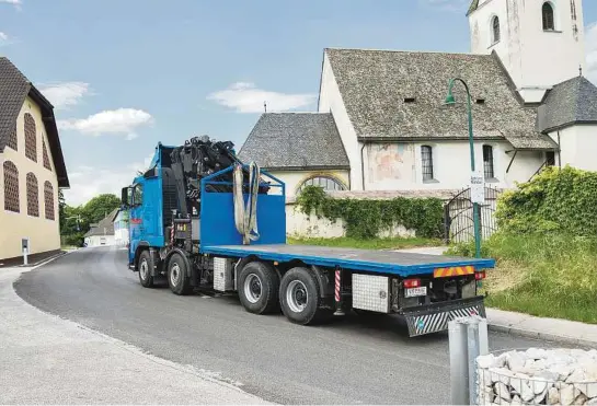  ?? STEINTHALE­R ?? Ab heute dürfen keine Lastwagen über 7,5 Tonnen – außer Ziel- und Quellverke­hr – mehr durch Poggersdor­f fahren