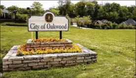  ?? FILE ?? An Oakwood police officer was found guilty Friday of a minor misdemeano­r disorderly conduct charge in a Tipp City bar fight following a five-hour trial in Miami County Municipal Court.