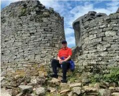  ?? ?? Chinese Ambassador to Zimbabwe Zhou Ding visited Great Zimbabwe last week.