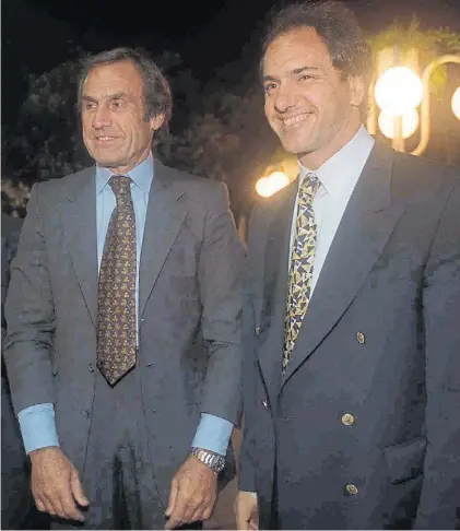  ?? ?? Outsiders. Menem metió en política al Lole, que gobernó Santa Fe y a Scioli, que llegó a la Provincia.