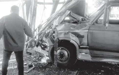  ?? Foto: Cortesía ?? En uno de los accidentes la unidad quedó destrozada de la parte de enfrente.