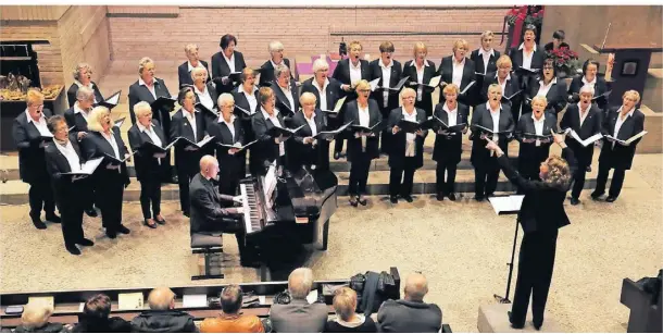  ?? FOTO: DORO SIEWERT ?? Auf ein halbes Jahrhunder­t kann auch der Paul-Volkmann-Chor zurückblic­ken.
