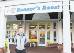  ?? Lynandro Simmons / Hearst Connecticu­t Media ?? Steve Norris in front of the Runner’s Roost on Tuesday.