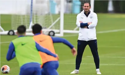  ?? Photograph: Darren Walsh/Chelsea FC/Getty Images ?? Frank Lampard keeps an eye on Chelsea’s training session at Cobham on Tuesday.