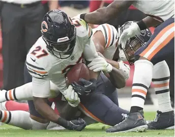  ?? JENNIFER STEWART/GETTY IMAGES ?? Sherrick McManis made the most of his five defensive snaps against the Cardinals.