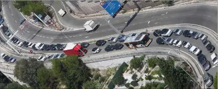  ?? (Photo Cyril Dodergny) ?? La CCI Nice-Côte d’Azur doit rendre, fin mars, une étude sur un gros projet de navettes maritimes entre Cannes, Nice et Monaco, destiné à désengorge­r la sortie de l’A en direction de Monaco.