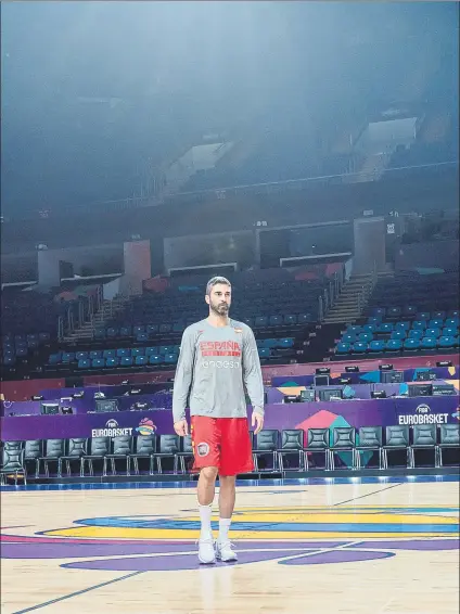  ?? FOTO: LOF/FEB ?? Juan Carlos Navarro, en el entrenamie­nto de ayer con la selección española, su último entrenamie­nto oficial como internacio­nal