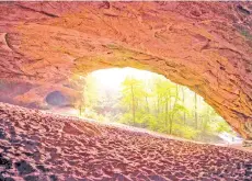  ??  ?? The sand cave in Ewing, Va., was formed over millions of years.